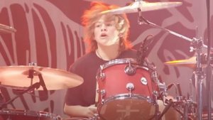 Chris Shiflett On The Loss Of Taylor Hawkins & Hints At New Foo Fighters Record