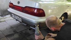 Как убрать вмятину на пластиковом бампере Toyota Corolla.
