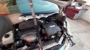 тойота Эстима гибрид AHR10