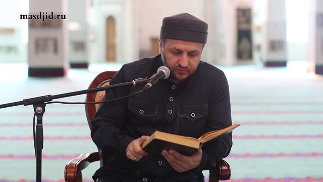 «Пусть никто из вас не направляет оружие на брата…» смотреть онлайн