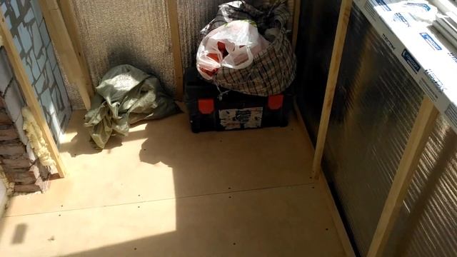 Ламинат на стенах. Лоджия для отдыха. Утепление. Отделка. Ремонт балкона.