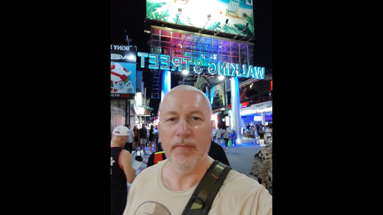 Walking Street- ночью смотреть онлайн