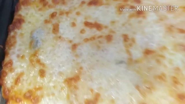 Делаем очень вкусную пиццу