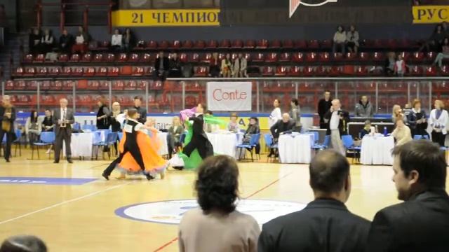 WDSF Юниоры 2 (Венский вальс) смотреть онлайн