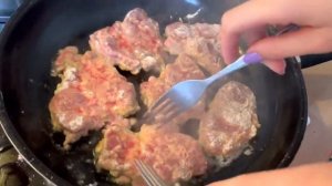 Отбивные Жаренное мясо в кляре Мясо на сковороде Лангеты Вкусно Сочно Рецепт Отбивные из Свинины