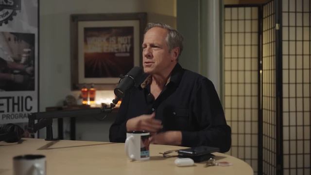 Mike Rowe and the Psychotherapy of Hairdressing | Denis Chetzan + Mary Sullivan | The Way I Heard I смотреть онлайн