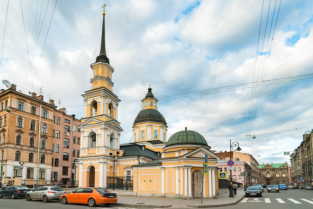 Храм симеона праведного. Церковь Симеона Богоприимца и Анны пророчицы. Церковь Симеона и Анны в Санкт-Петербурге. Храм Симеона и Анны на Моховой. Церкви Симеона и Анны на Моховой улице.