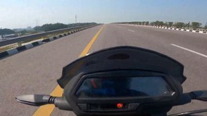 Bajaj Dominar 250 VS KTM Duke 250 Performance Test