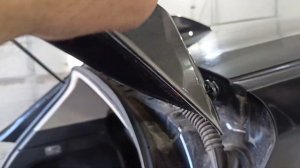 HONDA VEZEL . Как снять спойлер крышки багажника.