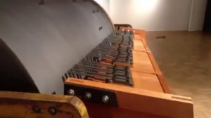 Огромная музыкальная шкатулка