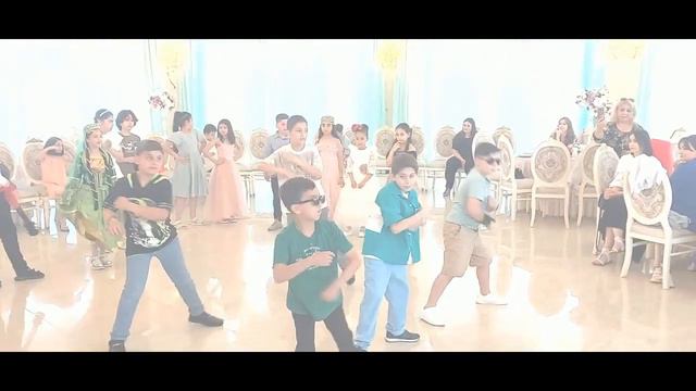 💖Выпускной  вечер в ресторане//Айсу//4класс//Сумгайыт💕