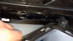 Снятие переднего бампера Hyundai Tucson NX4