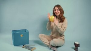 Песенка-игра "Мяч" - слова и музыка А. Петровой