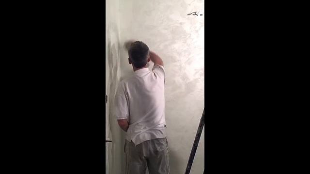 Нанесение декоративной краски Decorazza