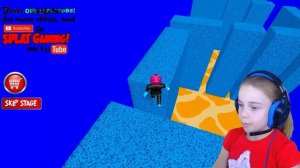 ПОБЕГ ОТ САНТЫ в Роблокс приключение мульт героя на Рождество Roblox