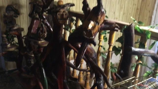 Влюблённый в жизнь человек создаёт шедевры из дерева