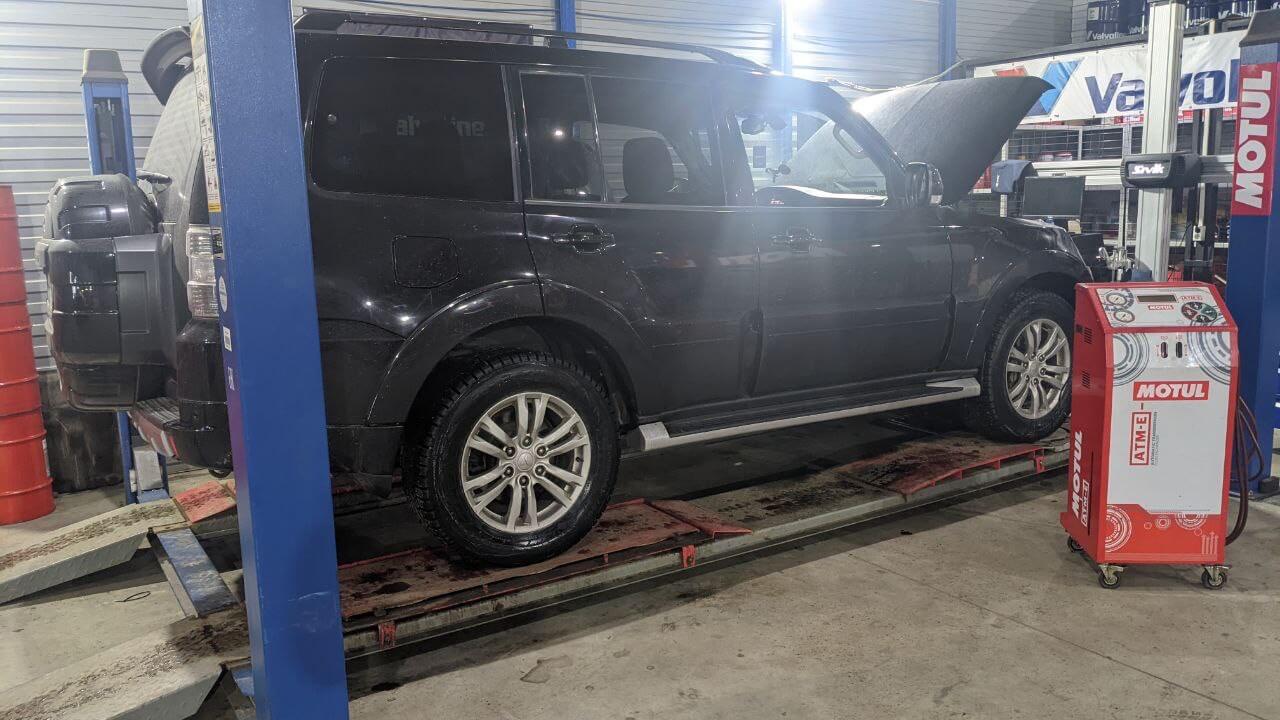 Замена масла в АКПП Mitsubishi Pajero 4 Aisin V5AWF