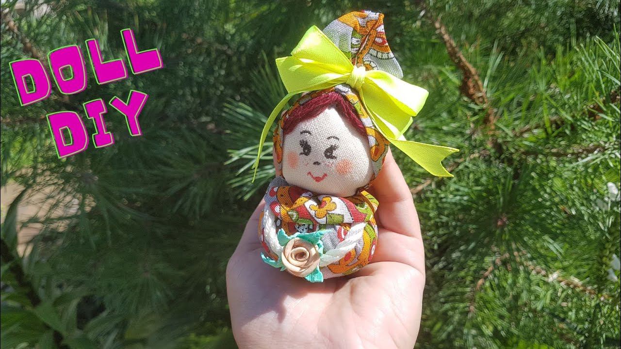 A Delightful DIY Fabric Doll with a Bow смотреть онлайн