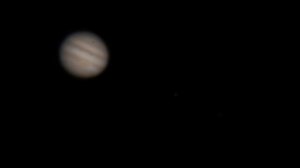 Jupiter mit Io und Ganymed am 07.12.14 mit Skywatcher Skymax 180