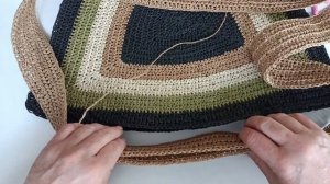 How To Crochet Bag / Kolay Tığ İşi Üçgen Çanta #diy