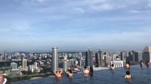 Сингапурский декабрь на Marina Bay Sands.mp4