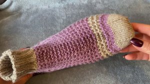 Интересный рельефный узор для носков