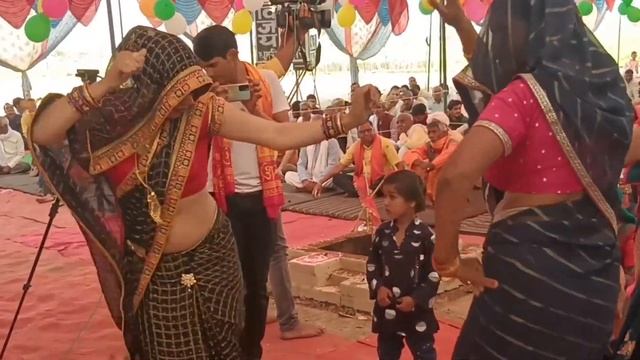 Hello???????????????????????? смотреть онлайн