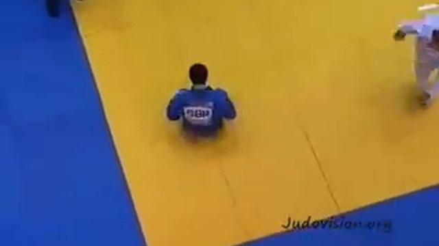 JUDO 2007 Super World Cup: Iain Feenan (GBR) - Olle Overbosch (NED) смотреть онлайн