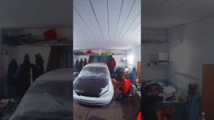 покраска Лада Калина краской для граффити Монтана