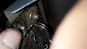 не работает заедает не открывается замок крышки багажника лада калина хэтчбек