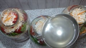 Вкуснющие маринованные помидоры с капустой, в банках , под ключ , на зиму. Домашнее консервирование