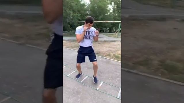 Бокс. Координационная лестница . Работа ног ? смотреть онлайн