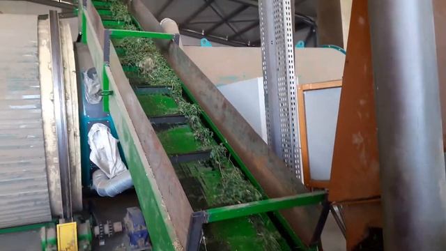 Сушылка для люцерны и соломы 1т/ч - 2т/ч, АВМ - 1.5. Болгария, г. Зырнево. смотреть онлайн