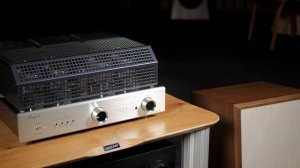 Ретро-дизайн и современное звучание. Обзор полочной акустики KLH Model Three