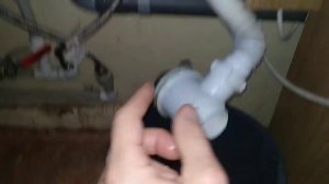 Что делать если сифон падает?
