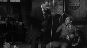 Неприятности в лавке (Питкин и кража в универмаге)Trouble in Store — 1953 г