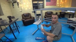 Подъёмный компьютерный стол с электроприводом.