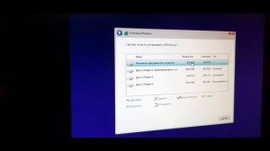 ИНСТРУКЦИЯ КАК УСТАНОВИТЬ WINDOWS 10 C USB ФЛЕШКИ И КАК УСТАНОВИТЬ SSD (установка WINDOWS 10)