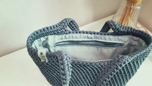Сумка из полиэфирного шнура ручной работы.
