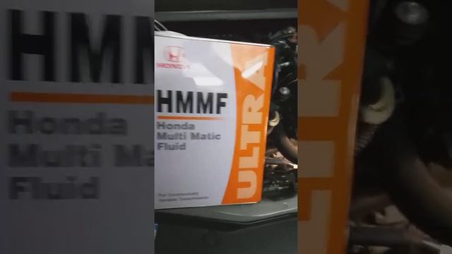 ЗАМЕНА МАСЛА В ВАРИАТОРЕ ХОНДА ФИТ/КАК ЗАМЕНИТЬ МАСЛО В ВАРИАТОРЕ! смотреть онлайн