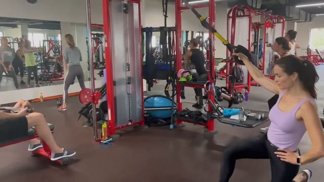 Тренажёрный зал СК "Альбатрос" | спортивный клуб | фитнес-зал Тольятти смотреть онлайн