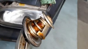 VW Golf 3. Замена термостата