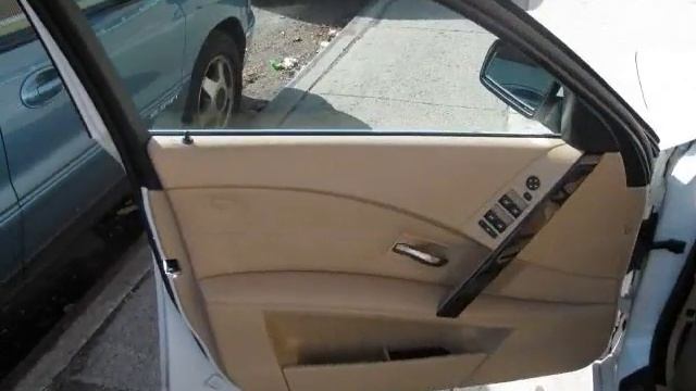 2006 BMW 525XI