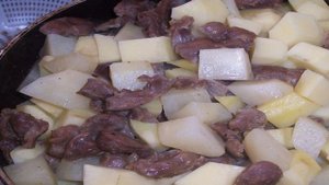 Жаркое из желудков куриных