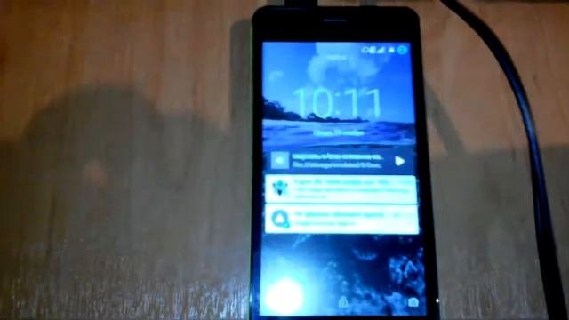 Как подключить смартфон к  музыкальному центру