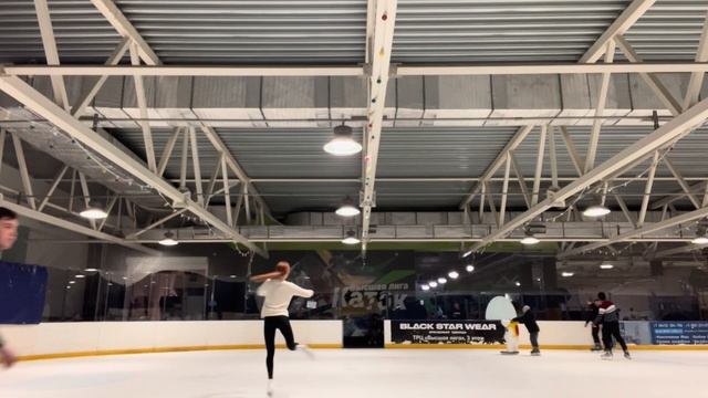 *vlog*тренировка на льду??|сравнение EDEA CONCERTO и EDEA OVERTURE|любительское фигурное катание смотреть онлайн