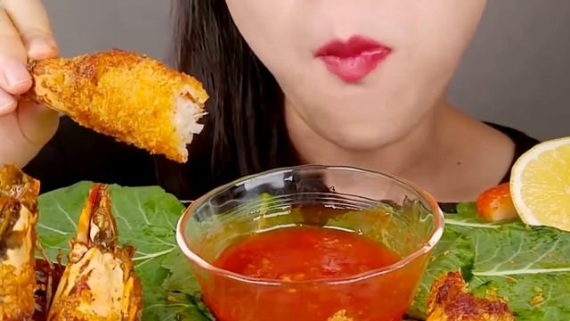 МУКБАНГ АСМР КРЕВЕТКИ ВО ФРИТЮРЕ смотреть онлайн