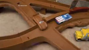 Thunder Hollow Criss Cross Track Set