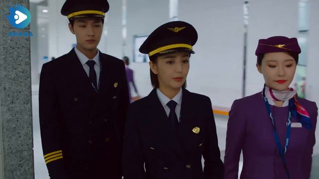 "My Obsessive Doctor" EP3: Strong-willed Female Pilot Falls for Aloof Doctor.#xiaozhang #tanjianci смотреть онлайн