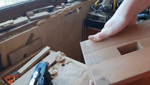 Вертикальные тиски на верстак